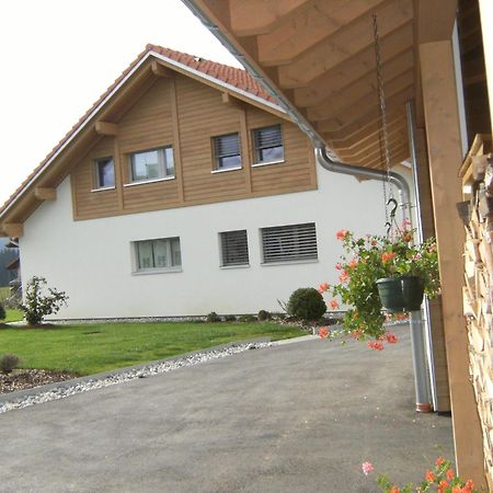 Appartement De Vacances Niederer La Côte-aux-Fées Extérieur photo
